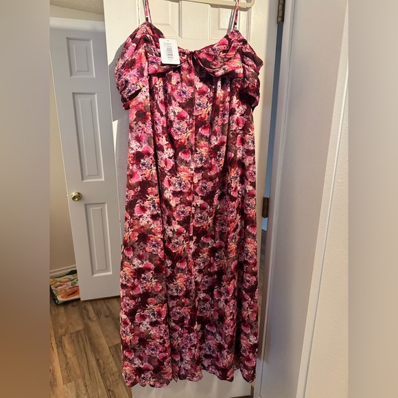 NEW Mikael Aghal Floral Cold Shoulder Pleated Gown Fuschia Pink Size 18 Plus NWT - Picture 5 of 9